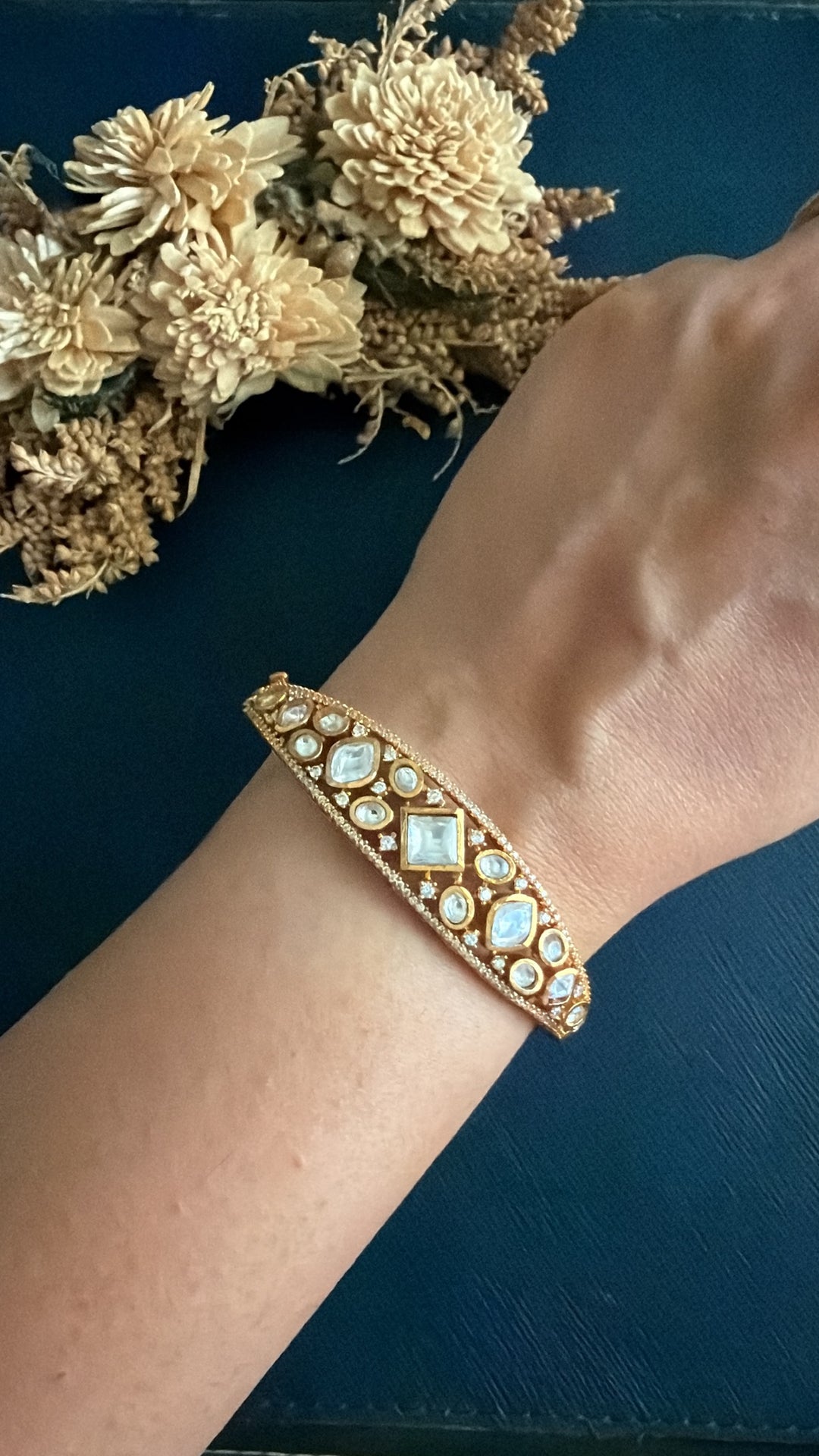 Keshini Kundan Bracelet