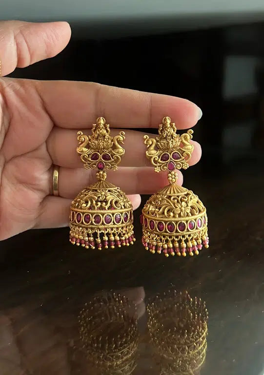 Ooye Jhumka