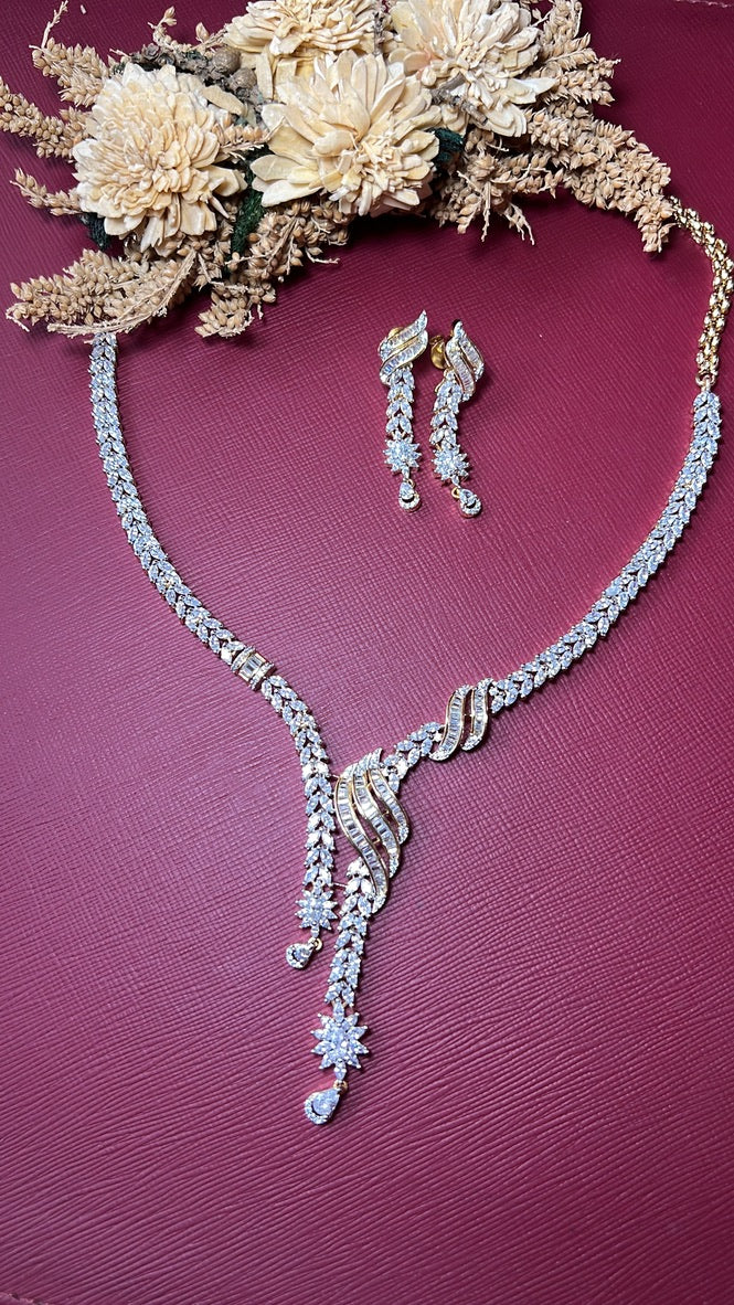 Veena Diamond Necklace Set