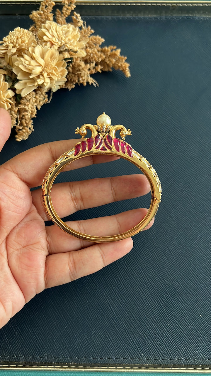 Dhwani Heritage Bracelet -Rubi