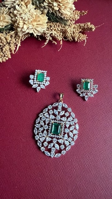 Yashvi Diamond Pendant Set- Green