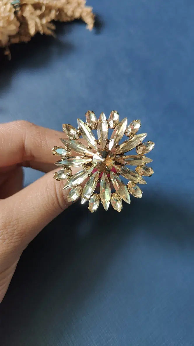 Liza Cocktail Ring - Golden