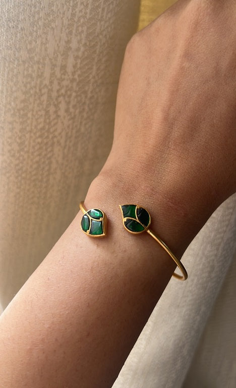 Simple and Elegant Bracelet -Emerald