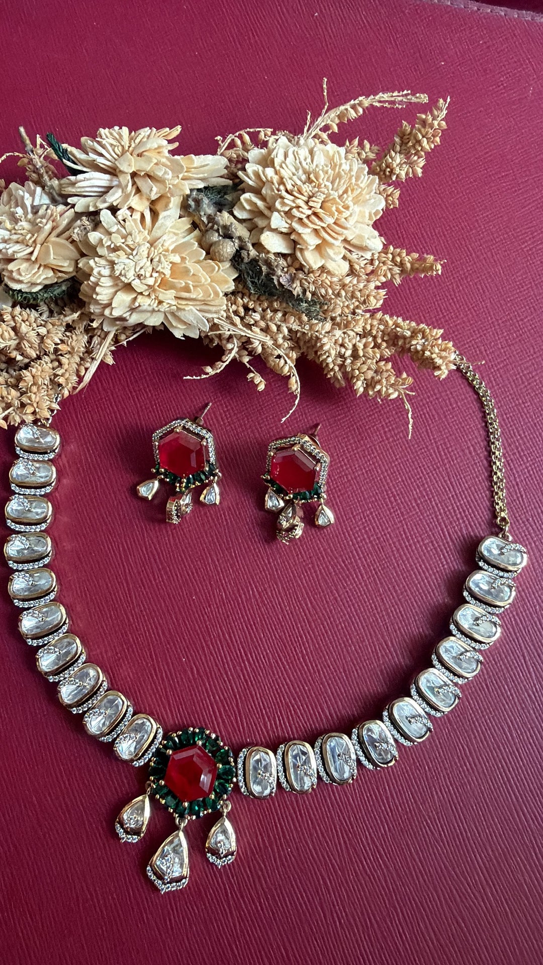 Hansika Victorian Kundan necklace set with matching hexagon drop earrings, flat lay