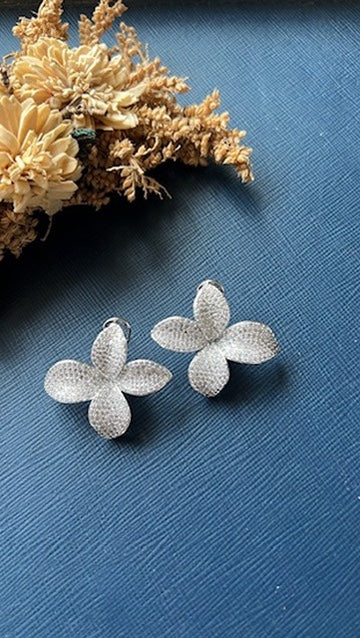 Lilisha Diamond Studs