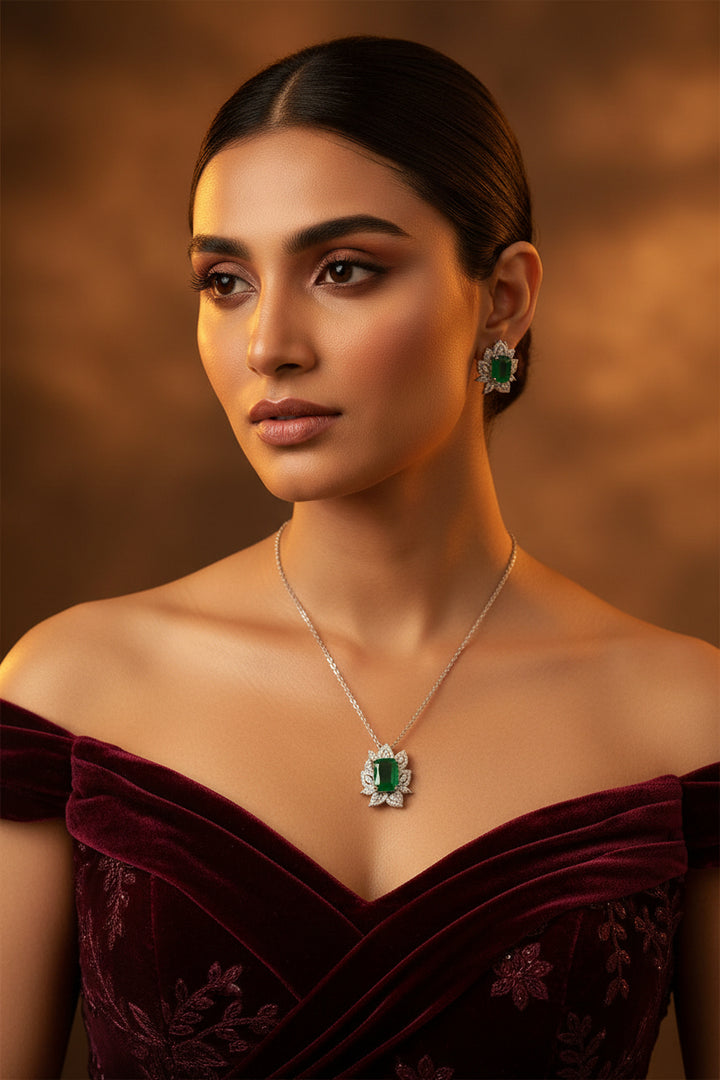 pendants for women
pendant for girlfriend
pendants