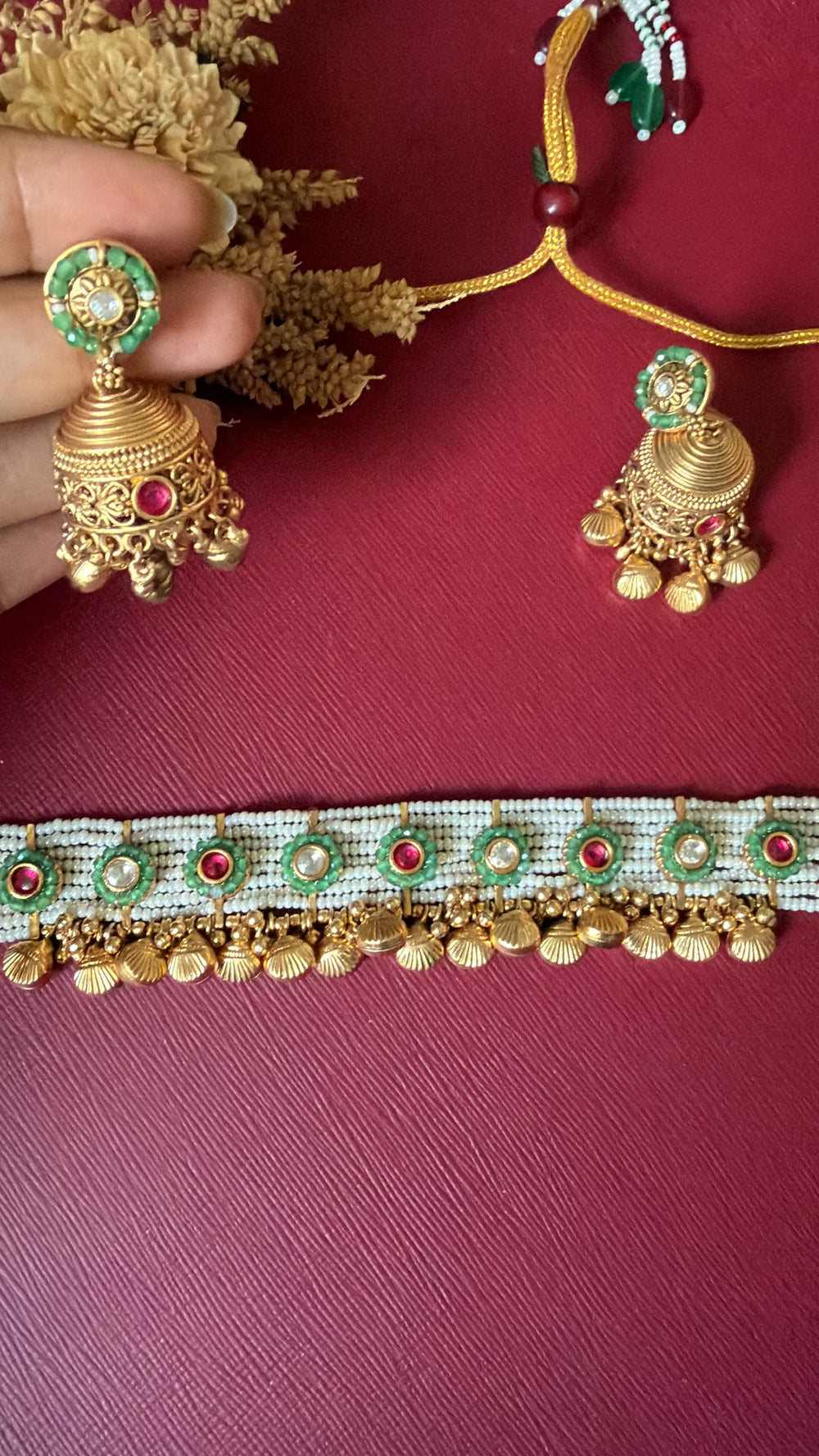 set of jewellery
imitation jewellery
bridal jewellery set