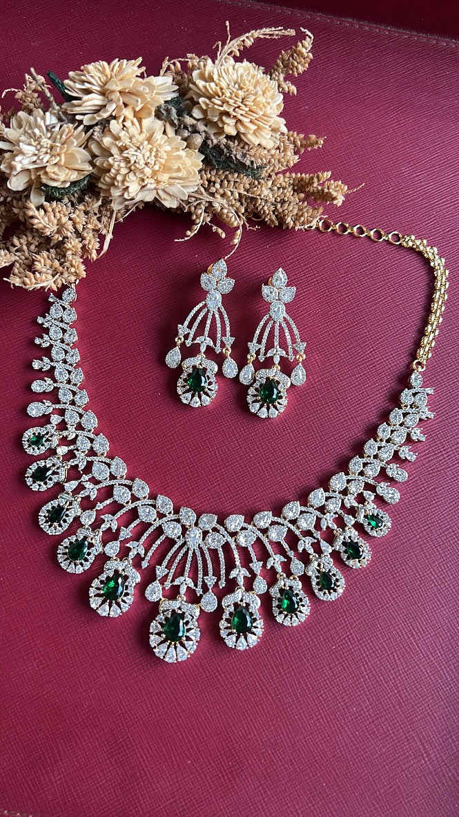 Gurnaz Diamond Necklace Set - Green