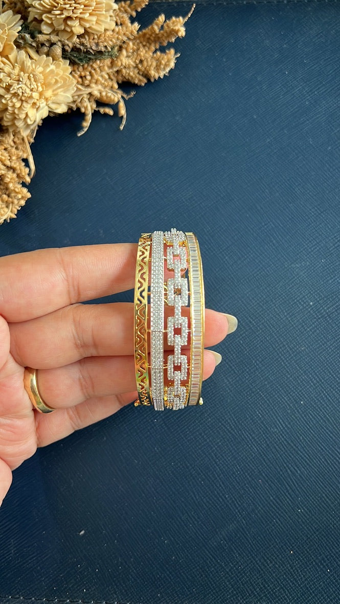 Devashri Diamond Bracelet