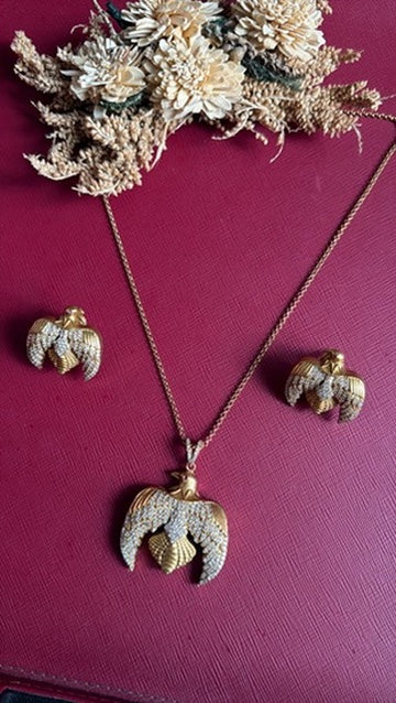 Gold-tone ethnic pendant set from Hema Collections