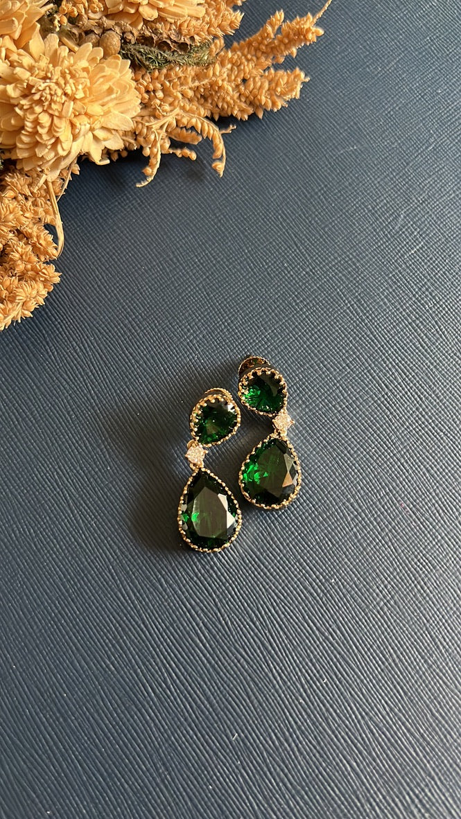 Purva Diamond Earring - Green