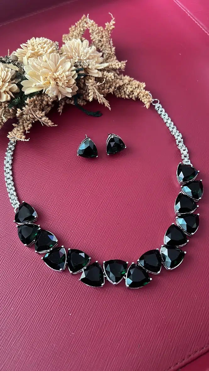 Cushion Cut Tringle Coloured Stone necklace Set- Dark Green