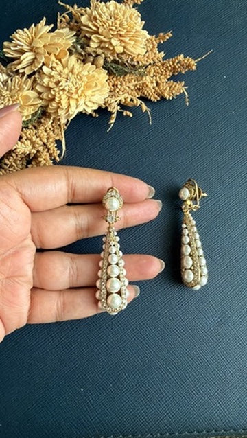 Jannat Pearl Earring