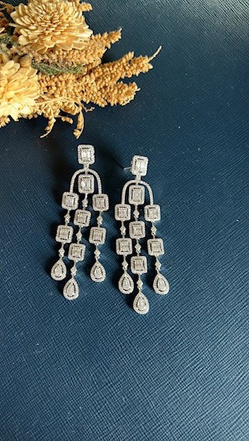 Sayeba Diamond Earrings