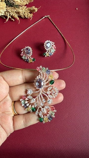 Kaira Fusion Pendant Set