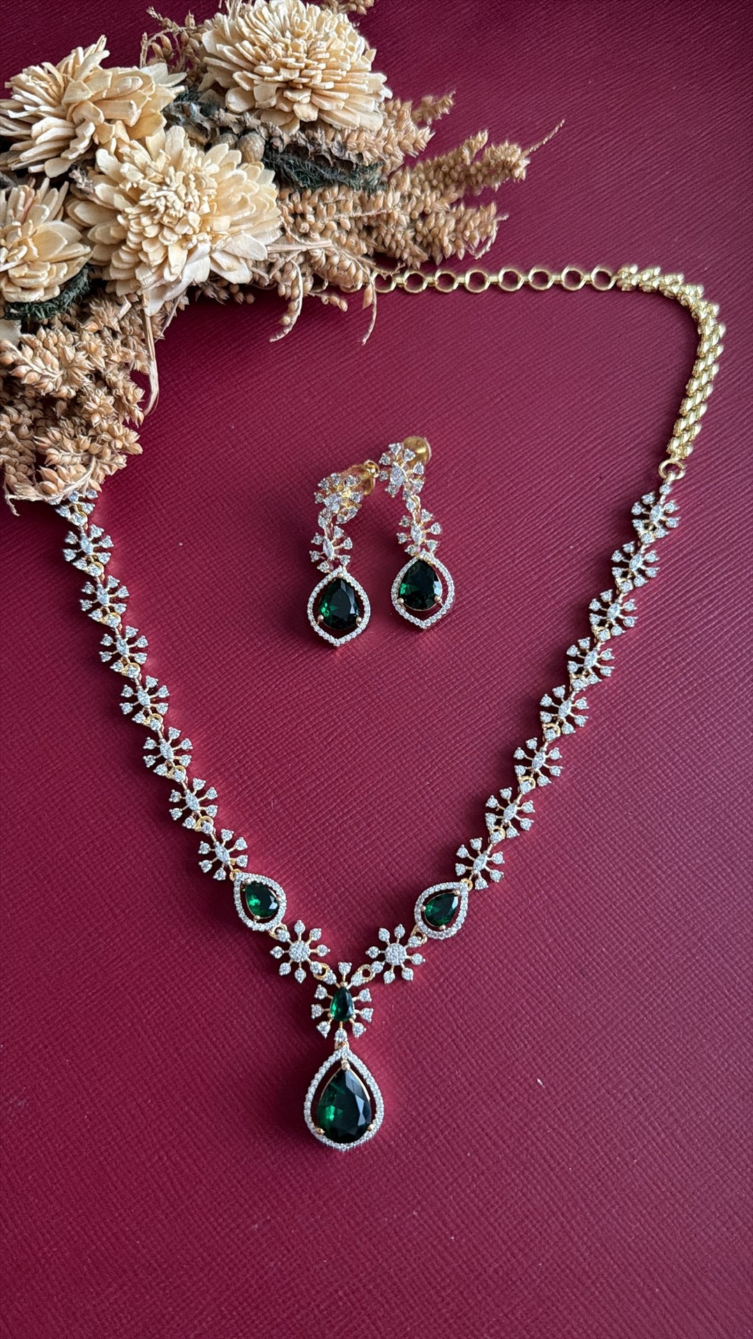 Amaya Diamond Necklace set - Green