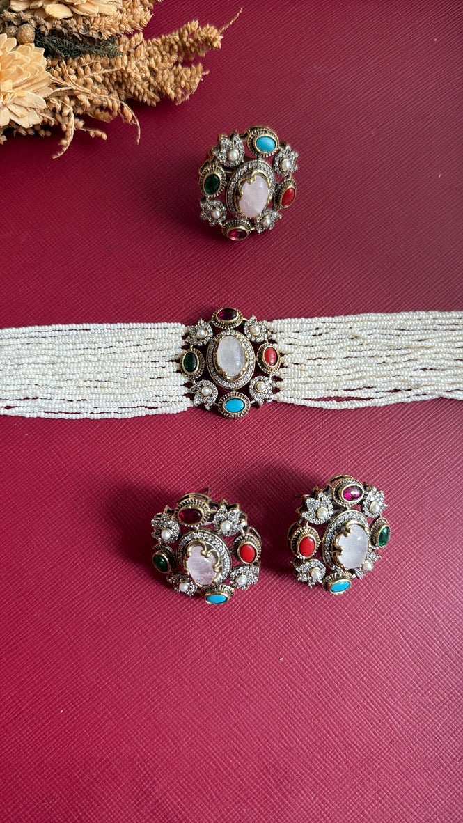 Swatika Victorian choker with rose-quartz-look centre and red, green and turquoise stones, with matching ring and stud earrings