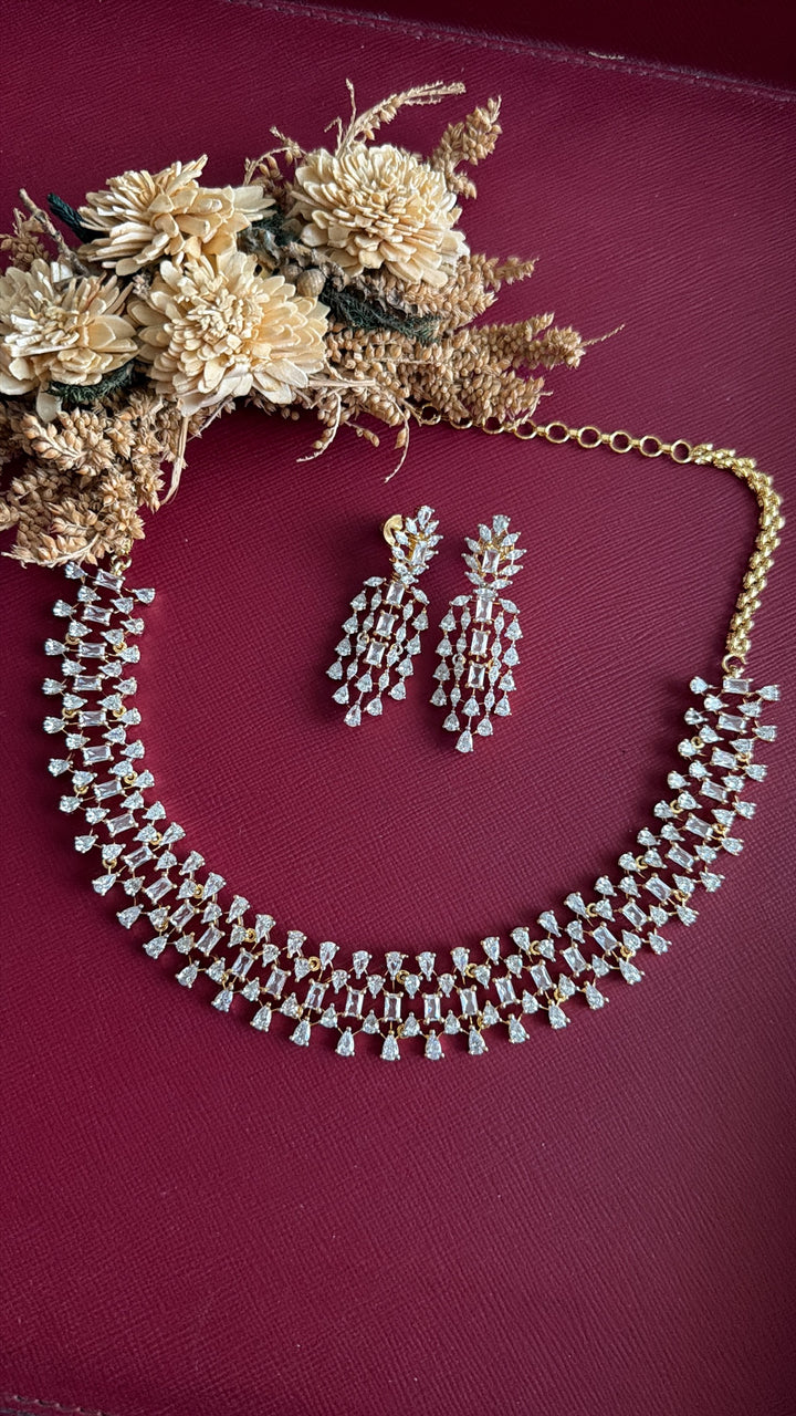 Vasanta Diamond Necklace Set
