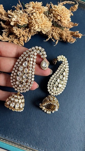 Vishalakshi Kundan Earcuff