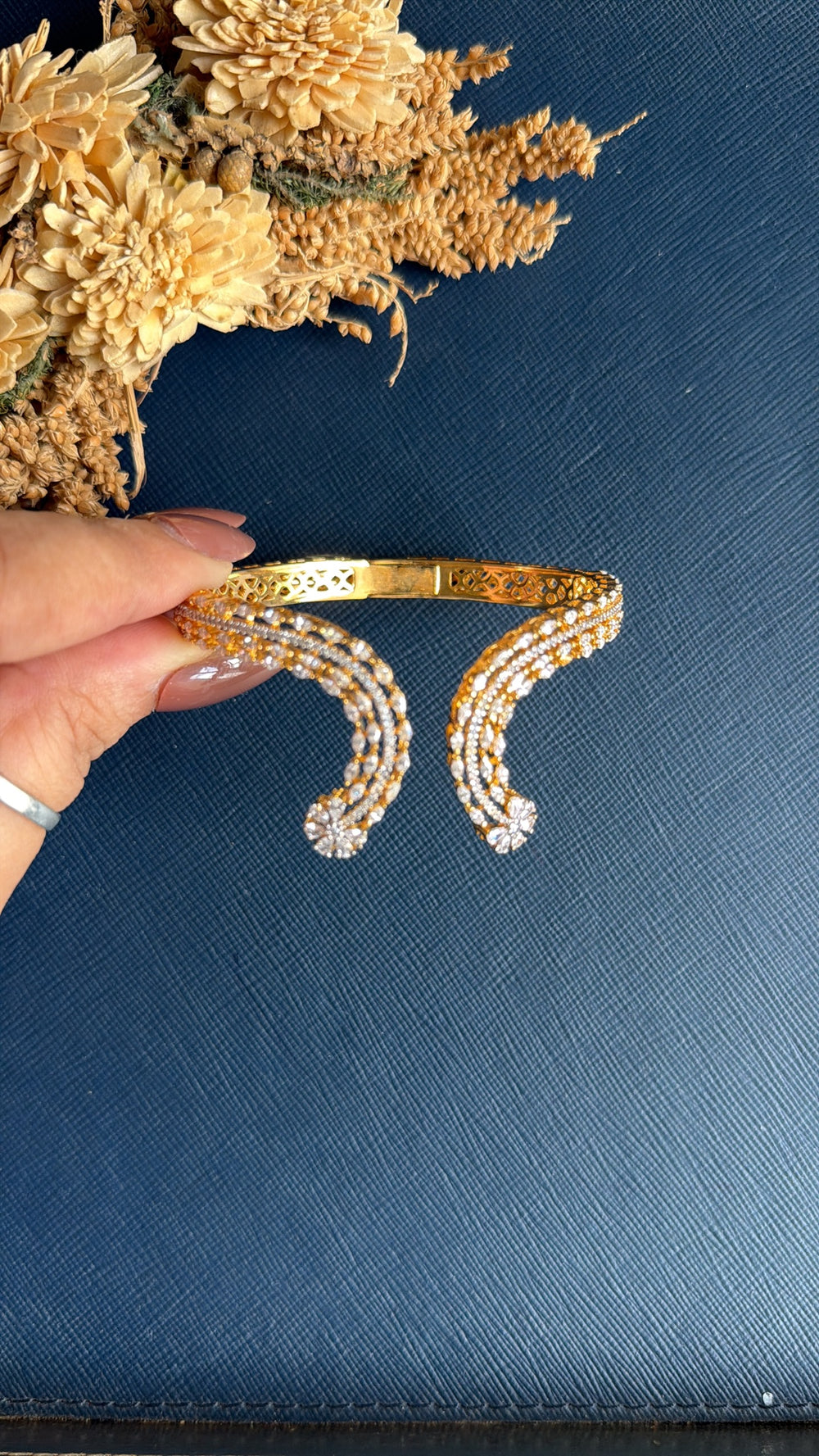 bracelets for women
ladies bracelet
ladies bracelet bracelet