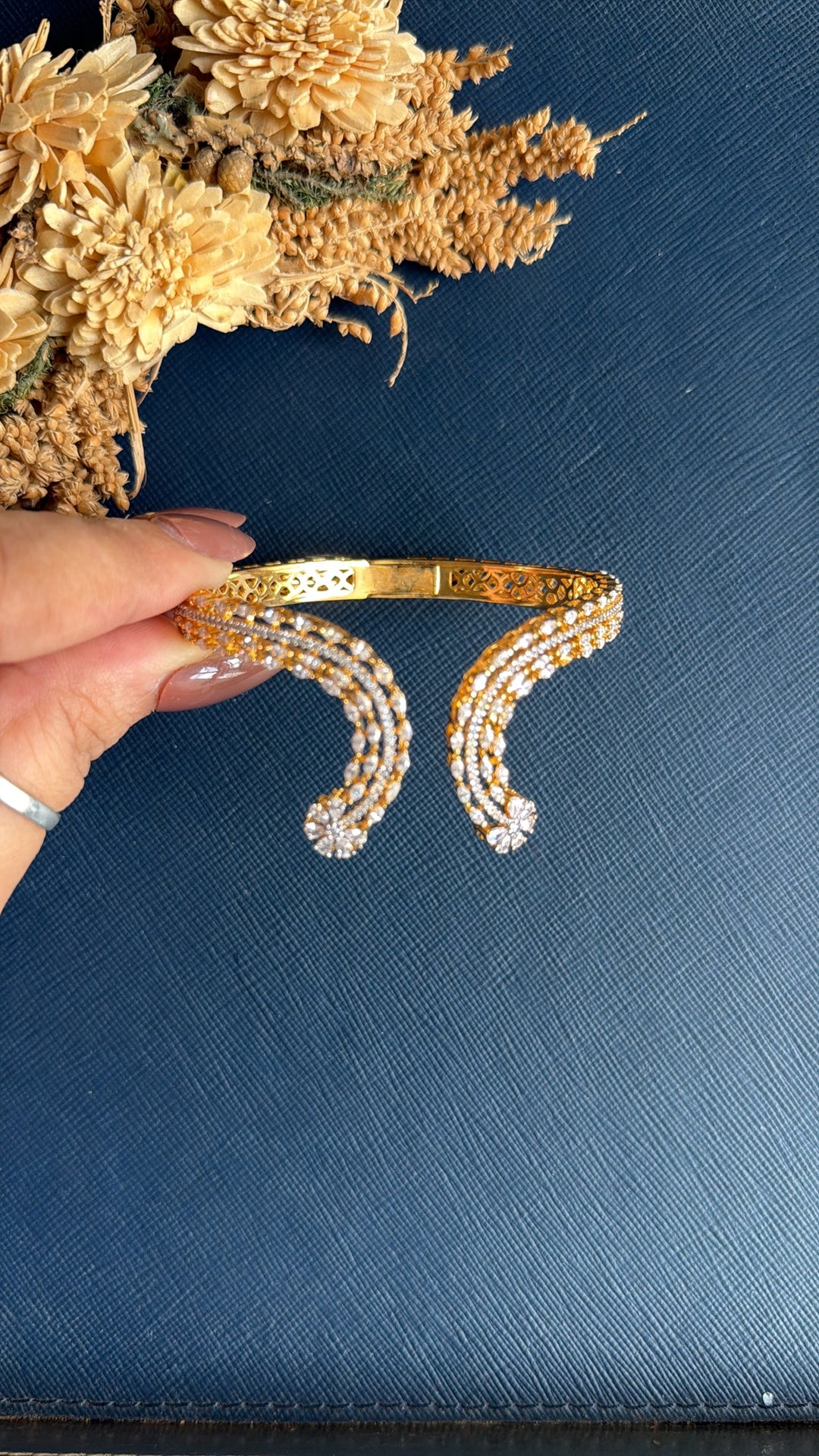 bracelets for women
ladies bracelet
ladies bracelet bracelet