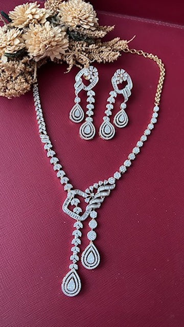 Apsara Diamond Necklace Set