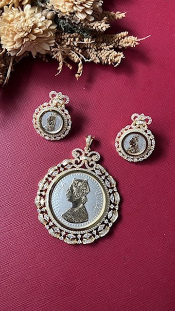 Big Ginni Pendant Set - D2