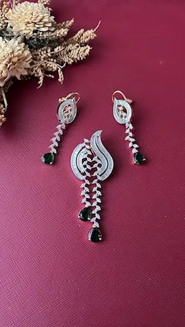 Anjika Diamond Pendant Set - Green