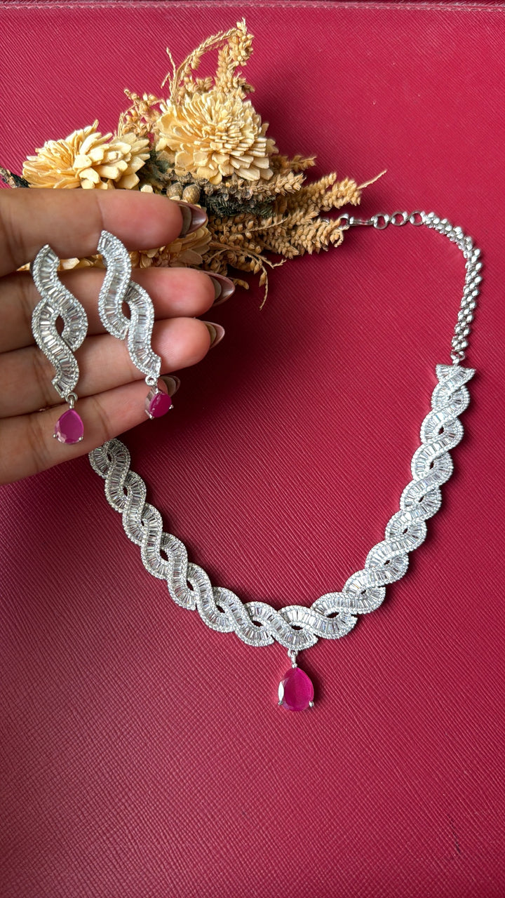 set of jewellery
imitation jewellery
bridal jewellery set