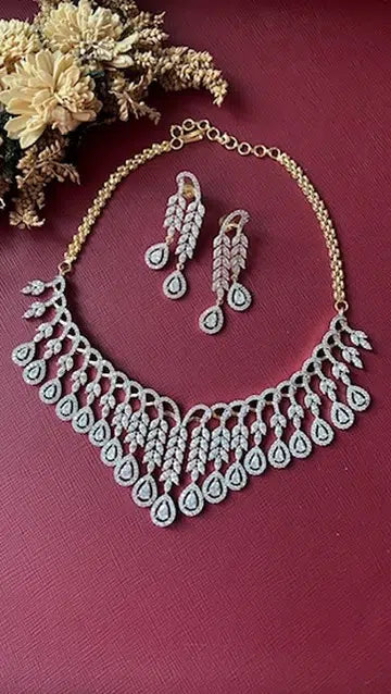 Maya Diamond Necklace Set