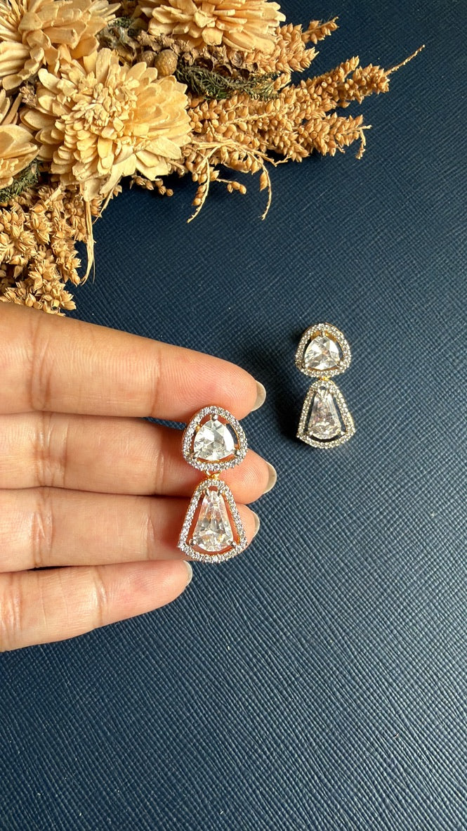 Naira Diamond Earring