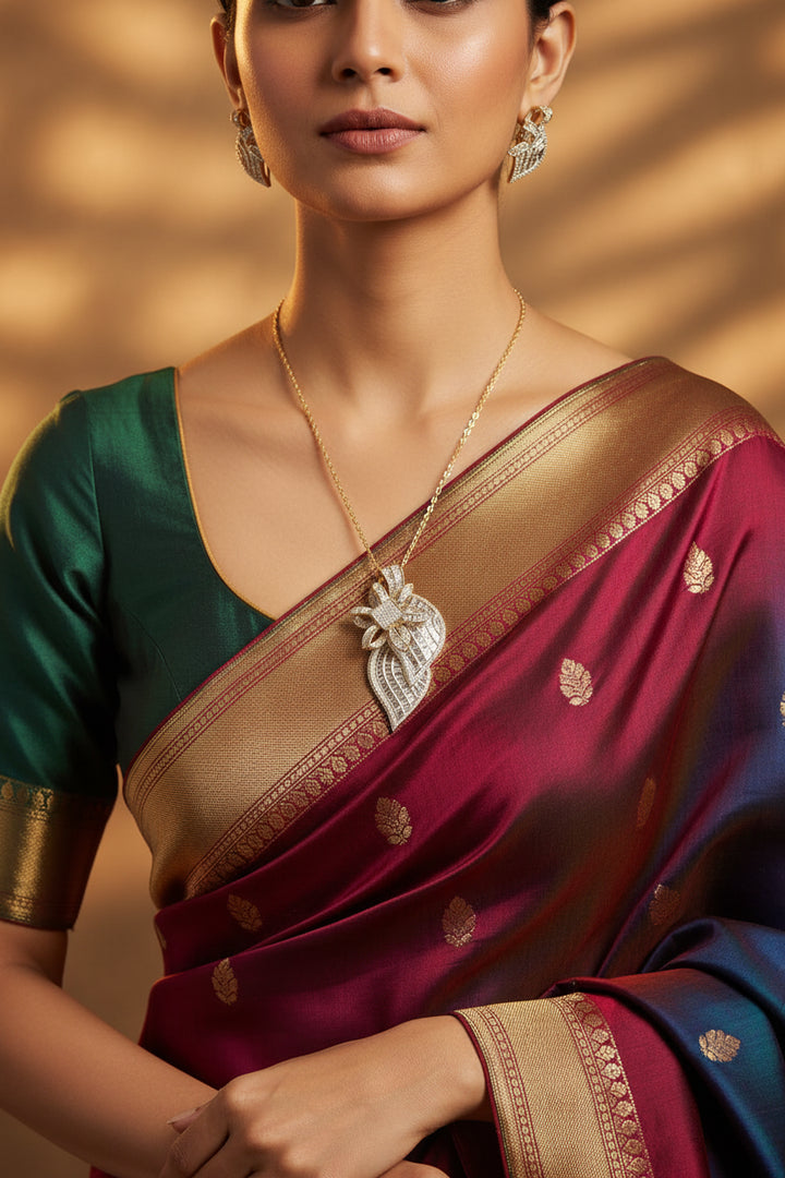Aaruni Diamond Pendant Set