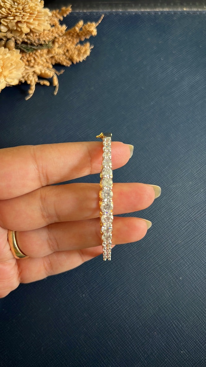 Single Line Diamond Bracelet