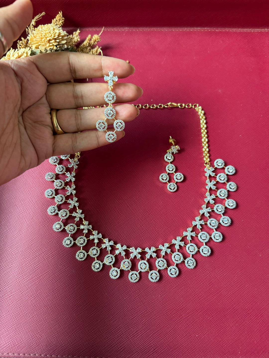 set of jewellery
imitation jewellery
bridal jewellery set