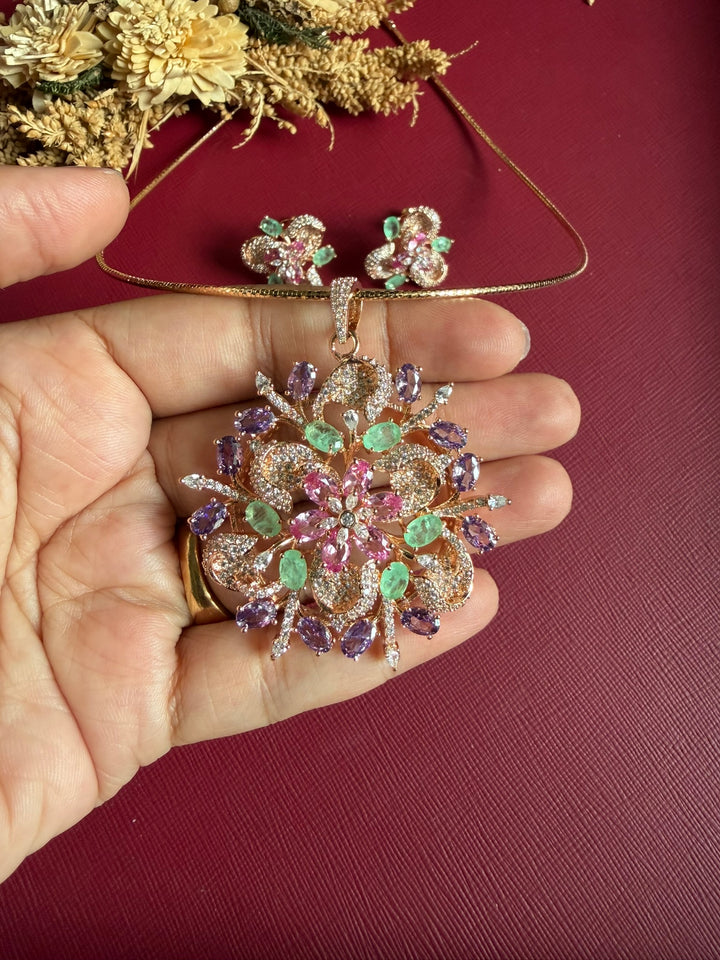 Malak Fusion Pendant Set