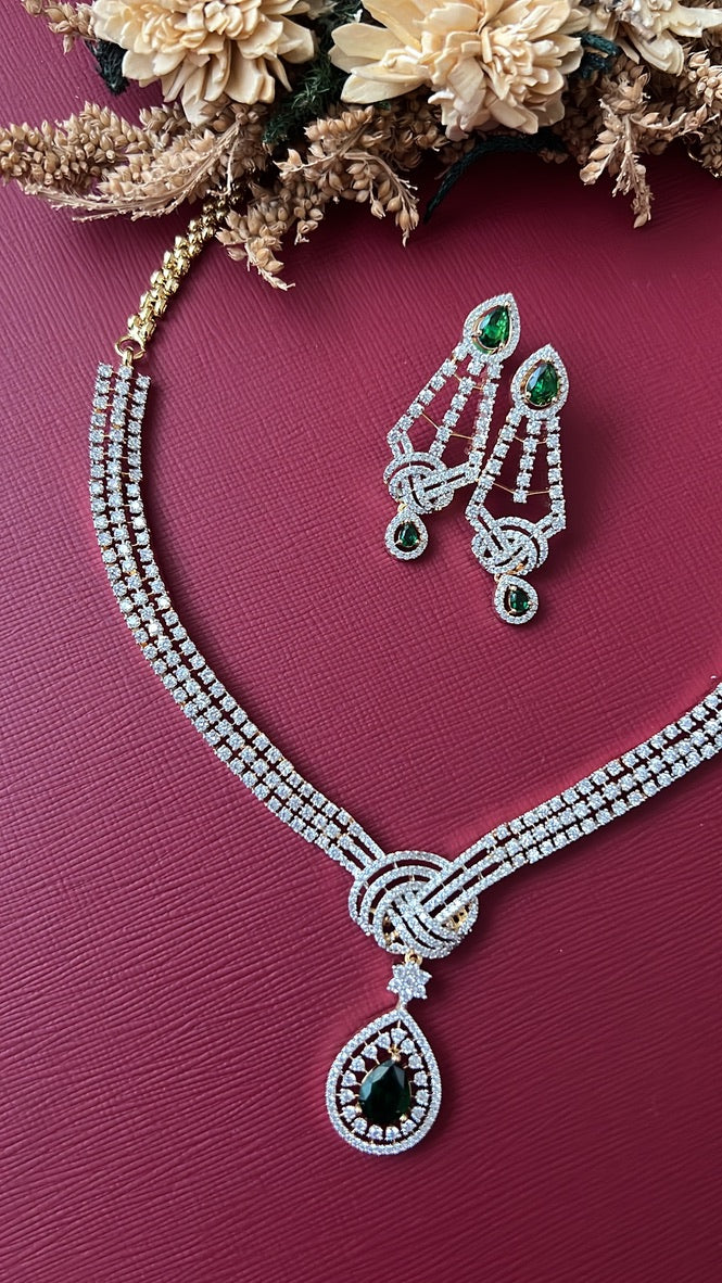 Sanaya Diamond Necklace Set