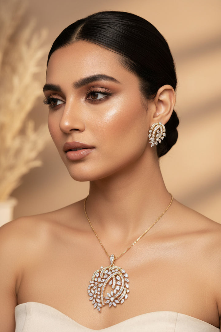 Madhumita Pendant Set