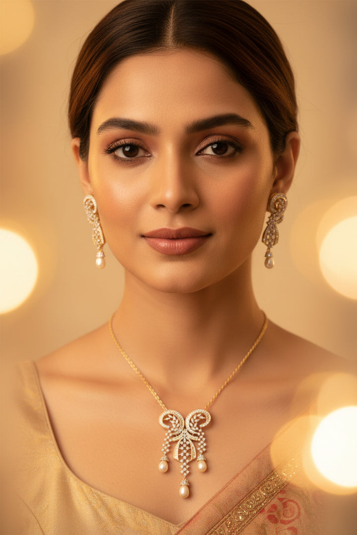 Neeti Diamond Pendant Set