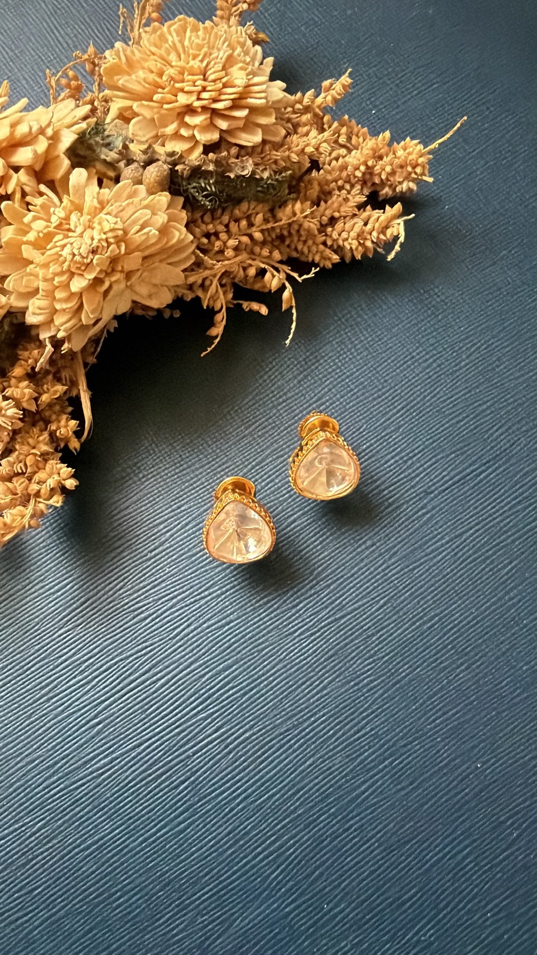 stud women
stud earrings for women
ear studs for women