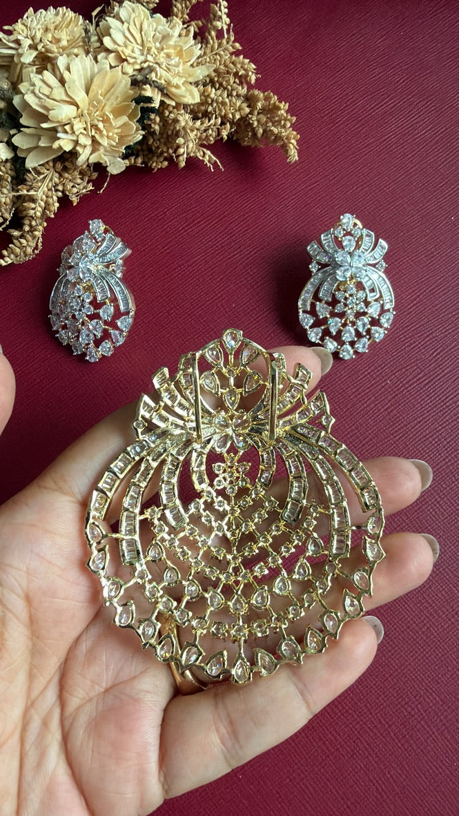 Salomi Diamond Pendant Set