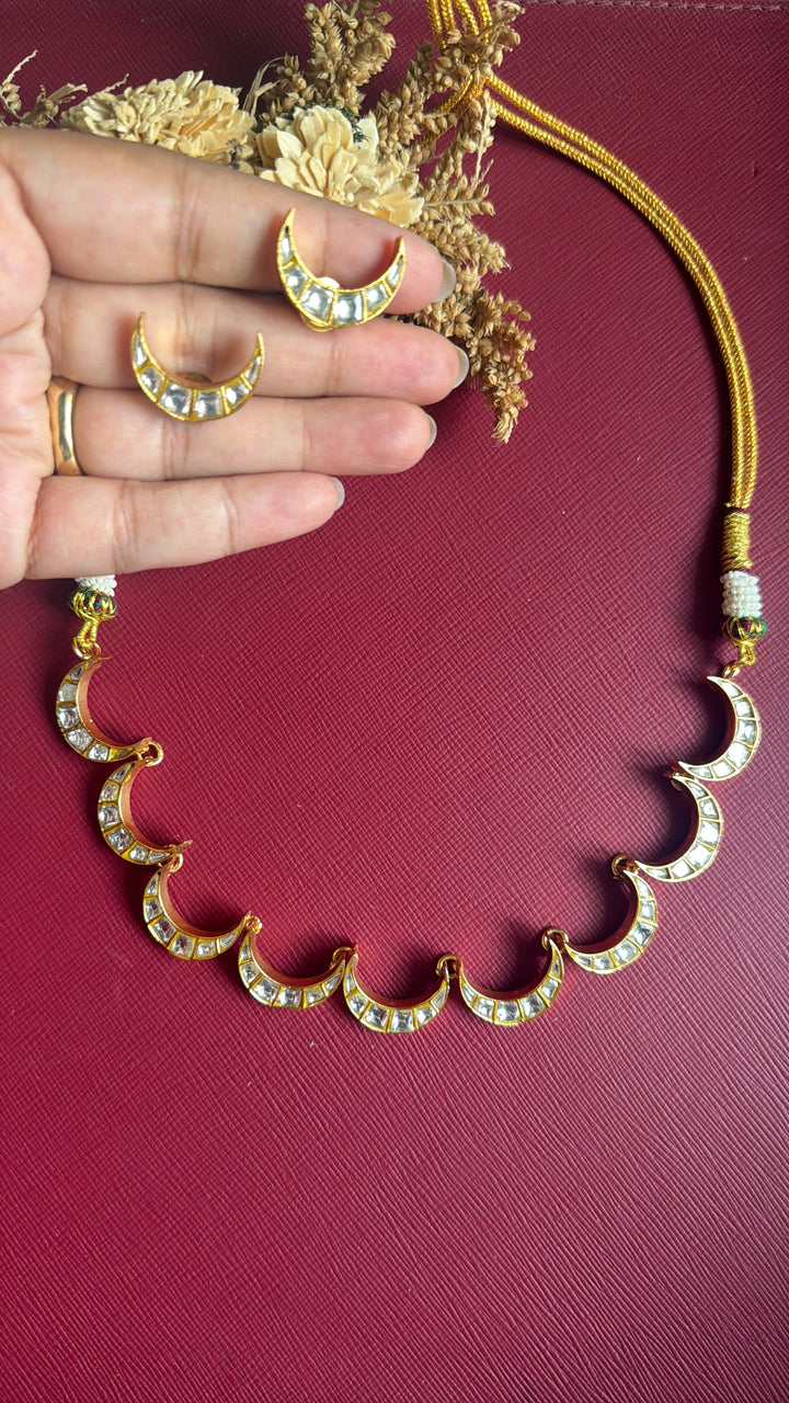 Devina Kundan Chooker Set