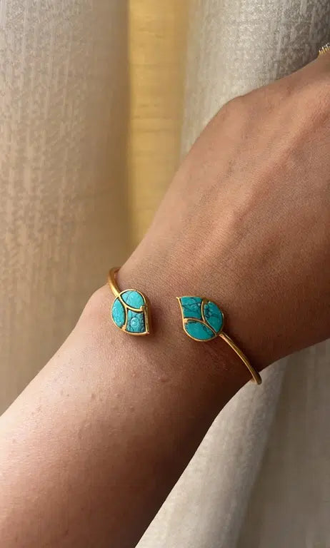 Simple and Elegant Bracelet - Firoza