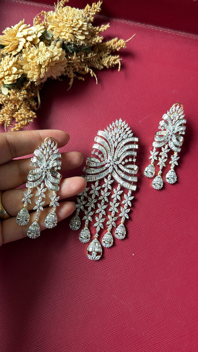 Matching screw-lock earrings from the Savana pendant set