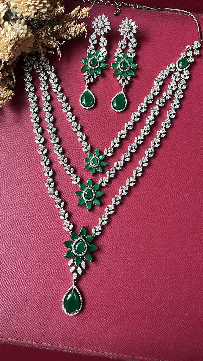 Mahnoor Diamond Necklace Set- Green