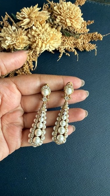 Jannat Pearl Earring