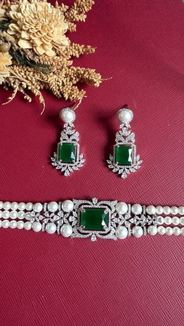 Isara Choker Set