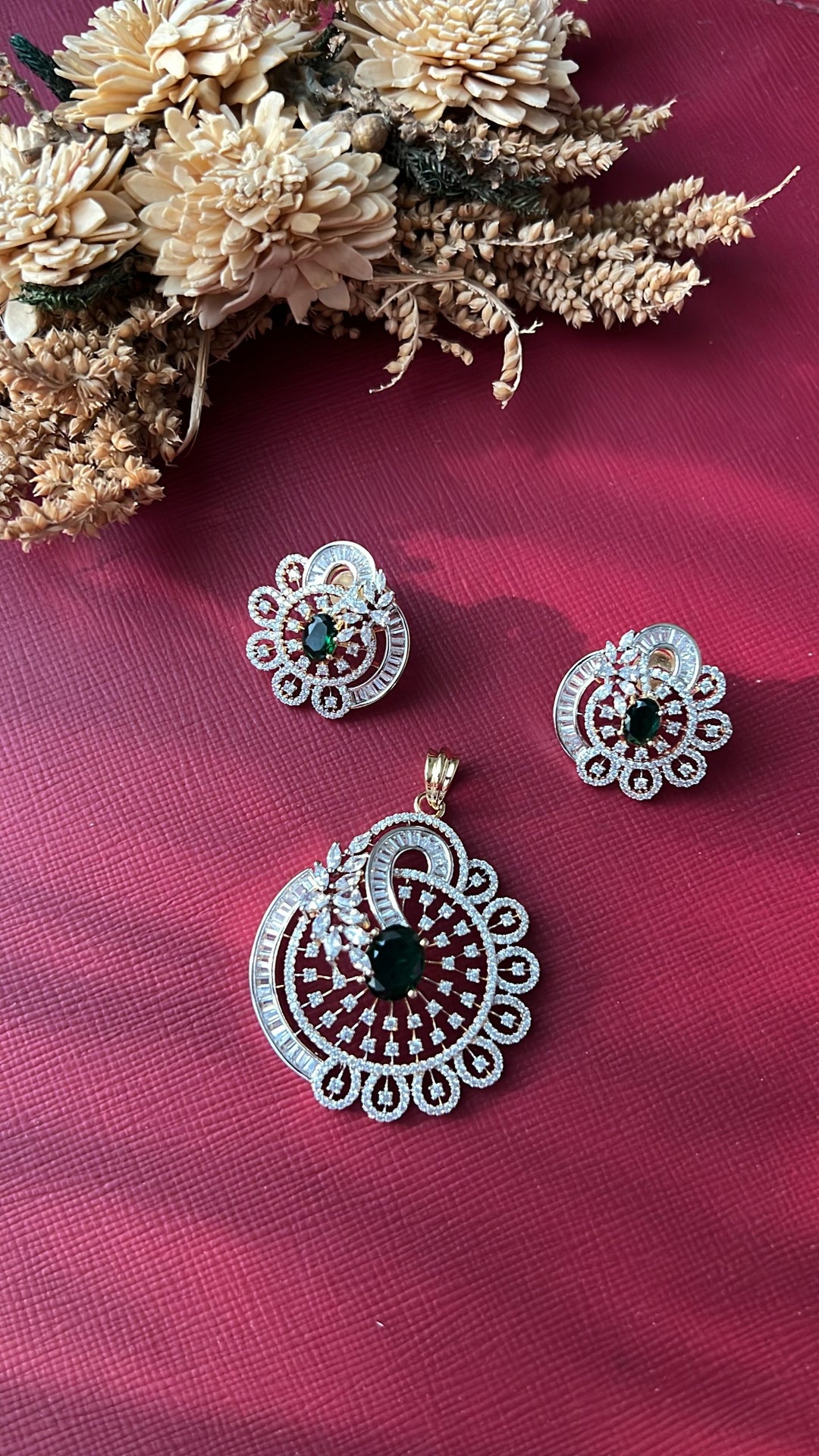 Kanika Diamond Pendant Set