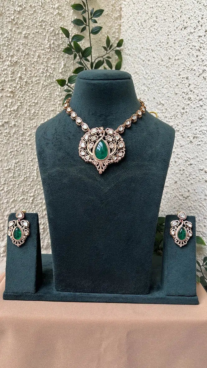 Morni Kundan Necklace Set - Green