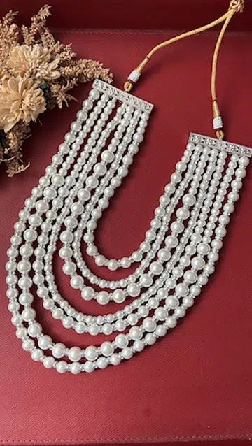 Celebrity Inspired Pearl Mala