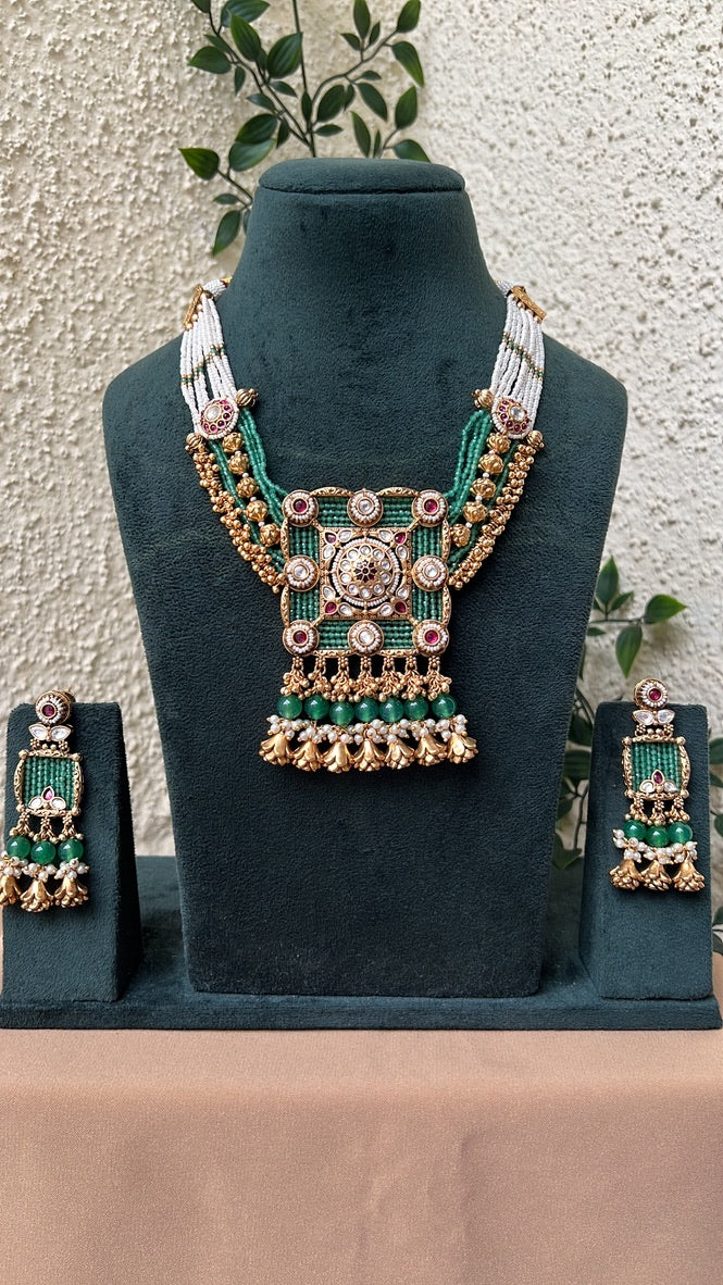 Chandramukhi Necklace Set